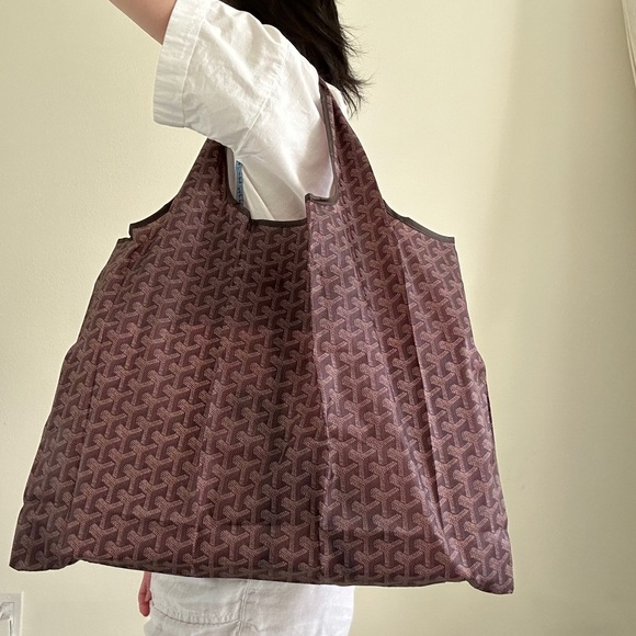 Travel Carry On Bag Tote, Diaper Bag, Picnic Bag, Swimming and Gym Bag, … - Picture 4 of 8